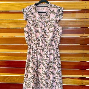 Used pink and white flower blossom print dress by Maison Jules. Size L